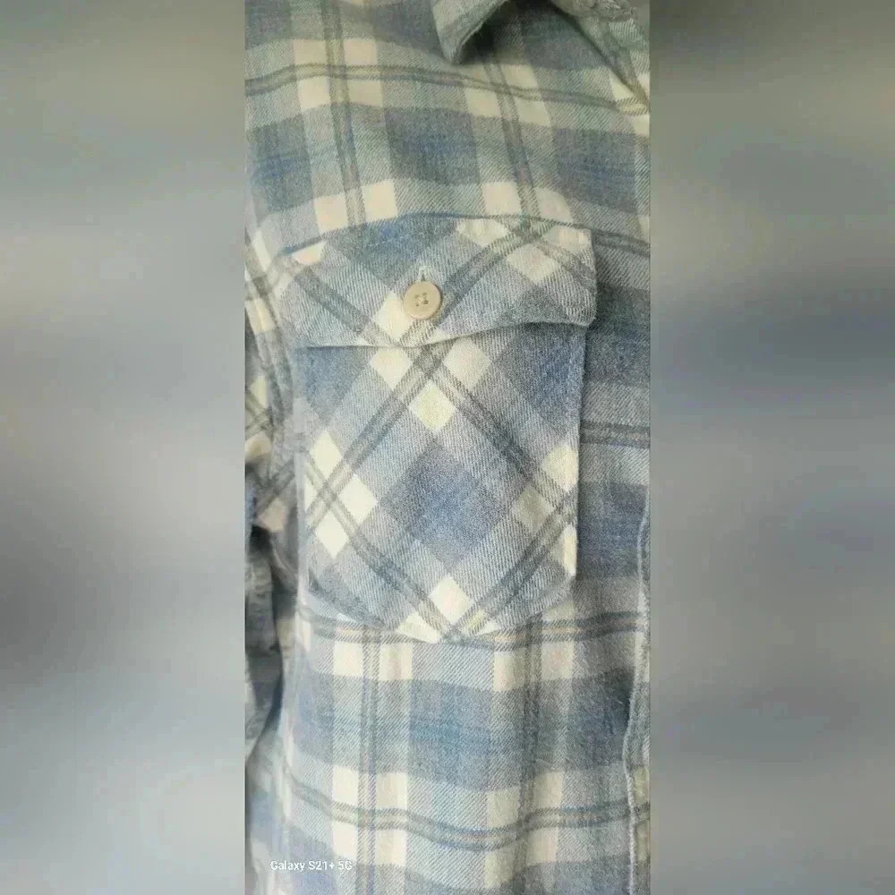 Eddie Bauer cozy pastel yellow & blue flannel shirt size medium - Picture 5 of 9